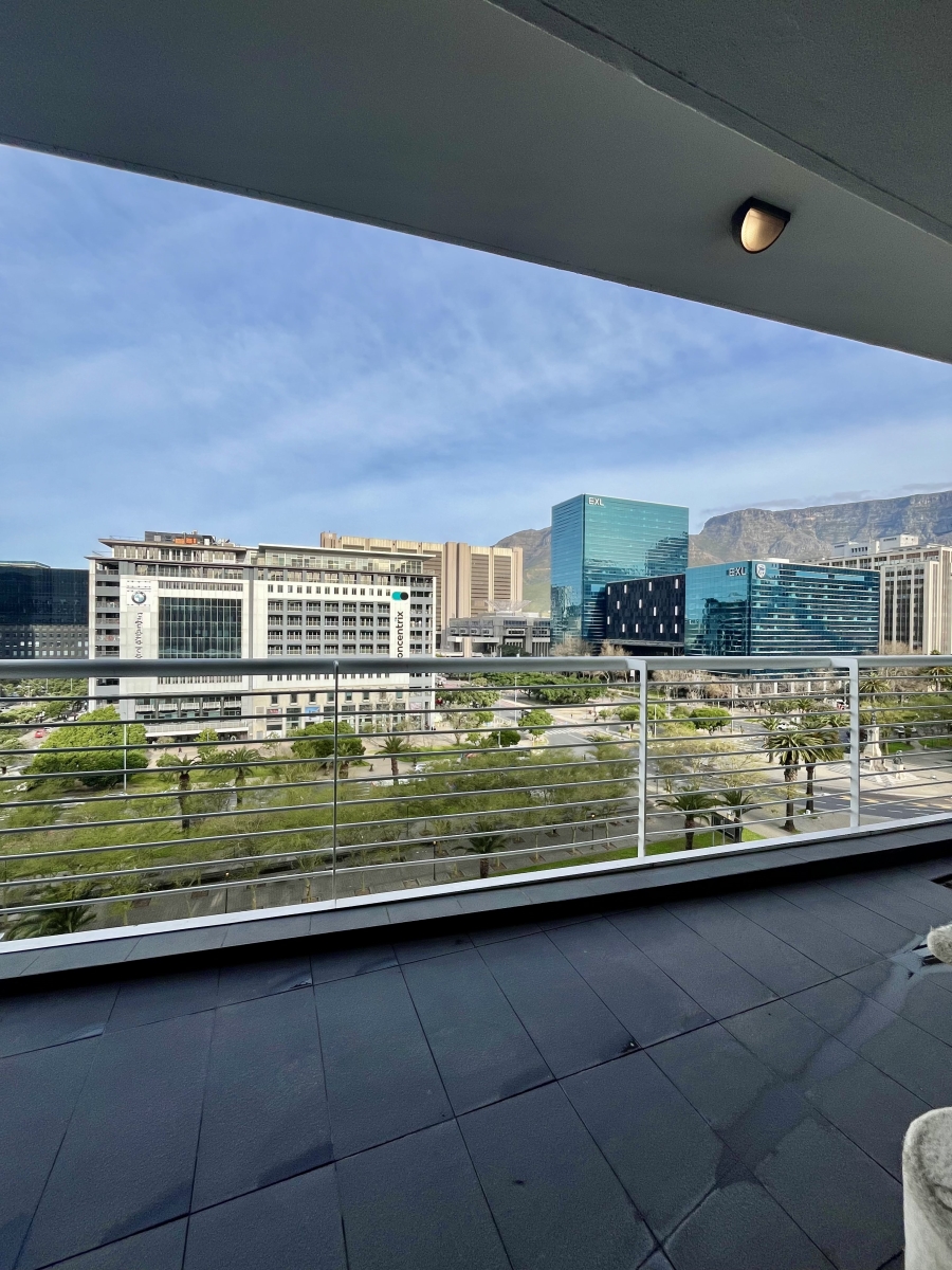 2 Bedroom Property for Sale in Cape Town City Centre Western Cape